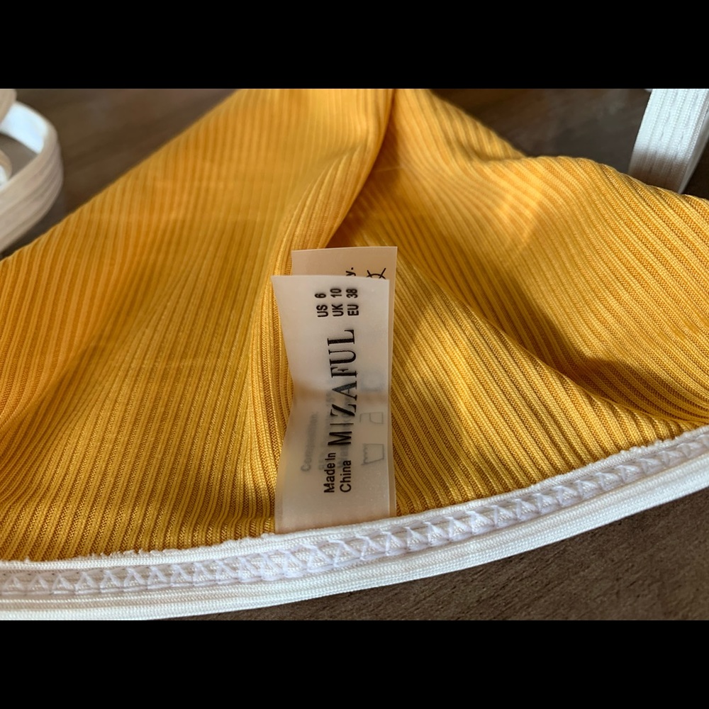 Bikini Set - Picture 2 of 2